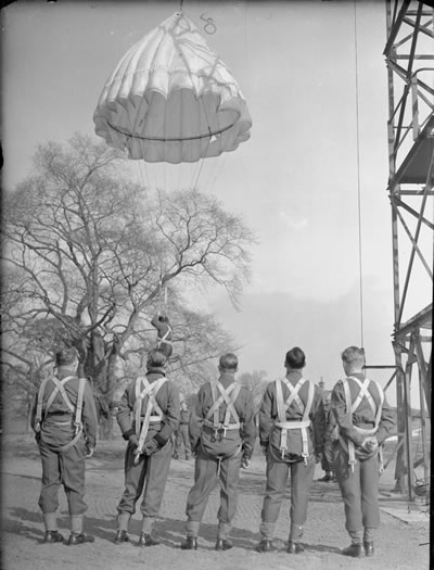 Parachute Tower 02 - 400x525 The Parachute Tower Of The 1st independant Polish Parachute Brigade At Lundin Links (Often referred to as Largo House)