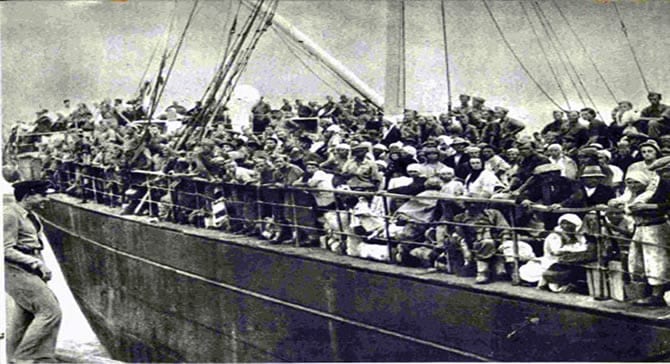 Unknown Ship 02 - Web Overcrowded ship arriving at Pahlevi in 1942. Could be The Zhdanov